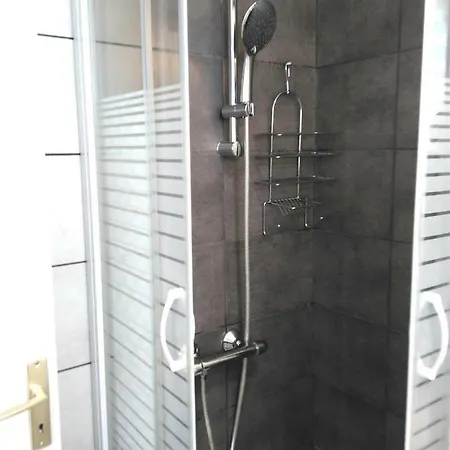 24 Nuances De Gris * 르망